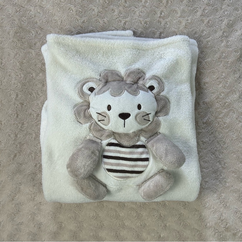 Little Me Lion Baby Blanket Cream Off White Tan Squeaker Brown Stripes Crinkle